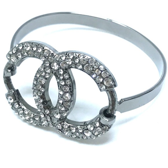 CHANEL Authentic Logo Charm Bracelet - Picture 4 of 10